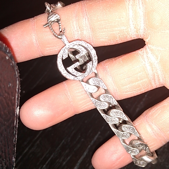 Gucci Interlocking Chain Bracelet - Picture 3 of 8